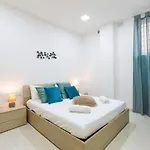 Brand New In 2 Min By The Sea Apartment