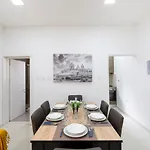 Apartment Brand New In 2 Min By The Sea *