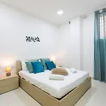 Brand New In 2 Min By The Sea *