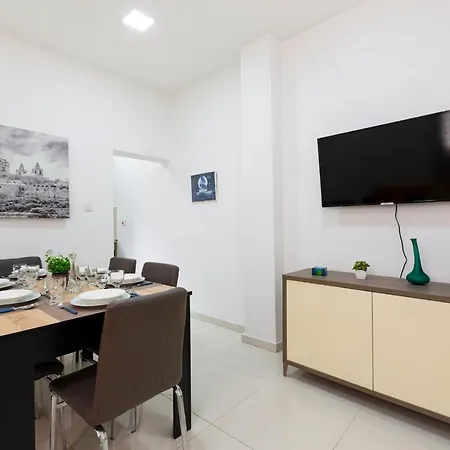 Apartment Brand New In 2 Min By The Sea